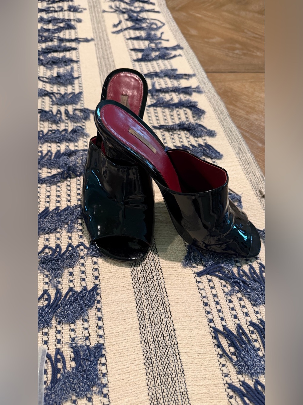 Max Studio Black Patent Leather Heel with Red Insole